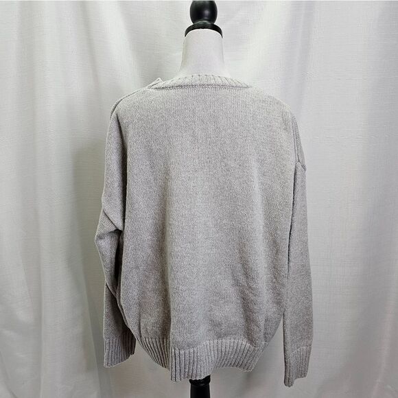 **SOLD** Gray Cat Crewneck Sweater Size XXL - Picture 9 of 9